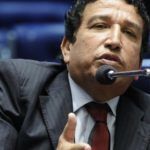 Senador Magno Malta vira réu em processo por falsa acusação de estupro