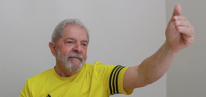 'Não troco minha dignidade pela minha libertação', diz Lula em carta