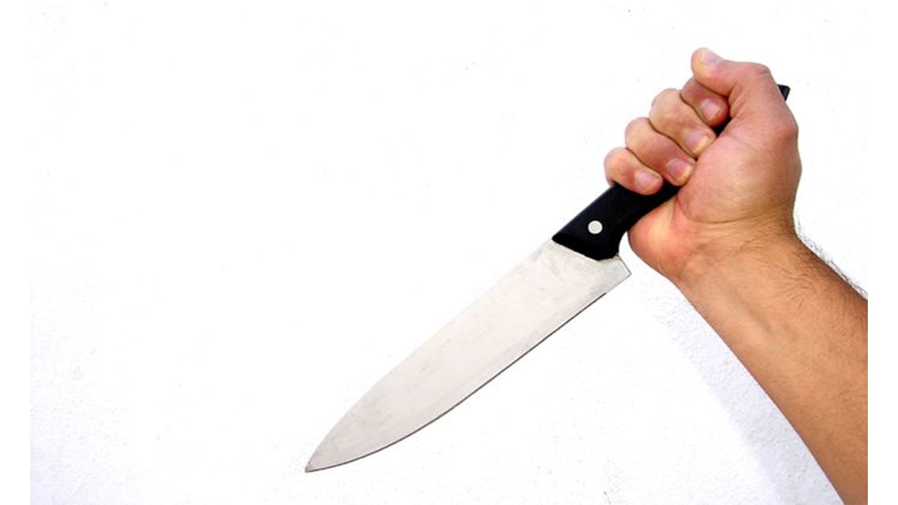 Homem é preso suspeito de matar irmão a golpes de faca na frente dos pais no sudoeste baiano