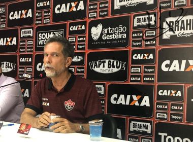 Presidente do Vitória anuncia liberação de sete jogadores