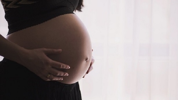 Médico é condenado por ‘esquecer’ de fazer laqueadura; mulher teve gravidez indesejada