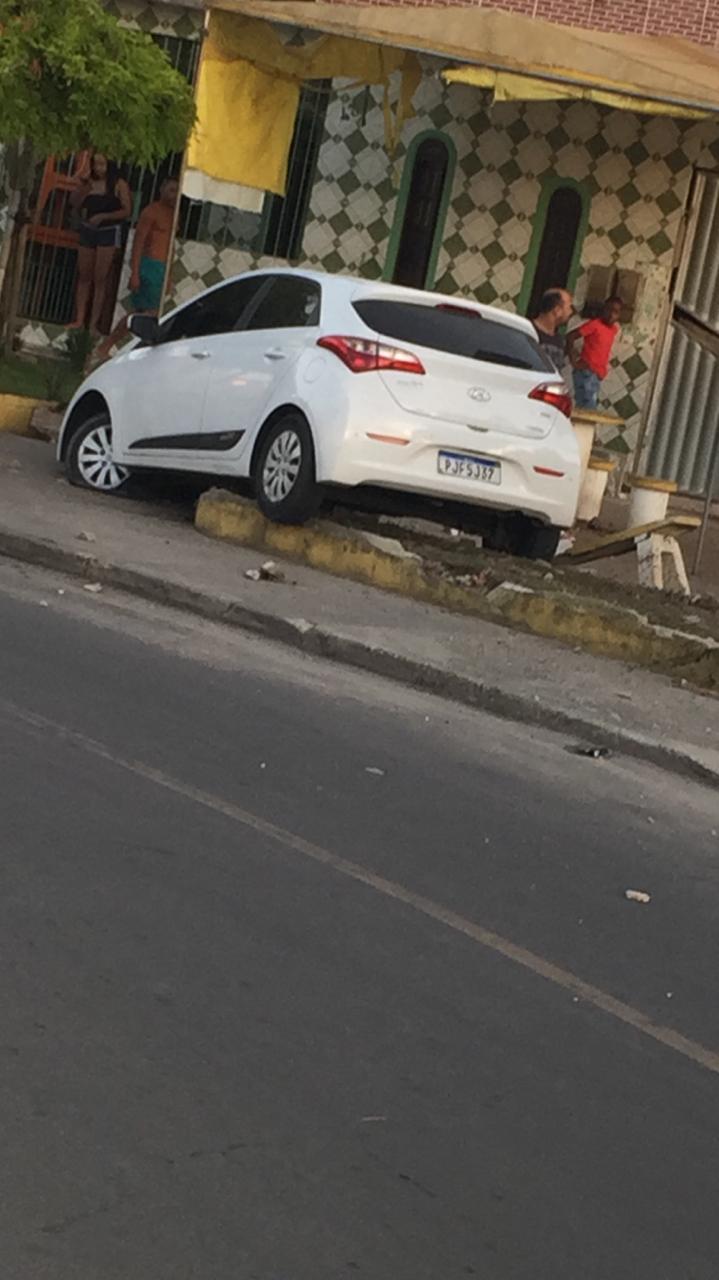 carro batida 2