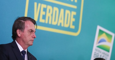 Bolsonaro ataca repórter da Folha e nega saída de chefe da Secom