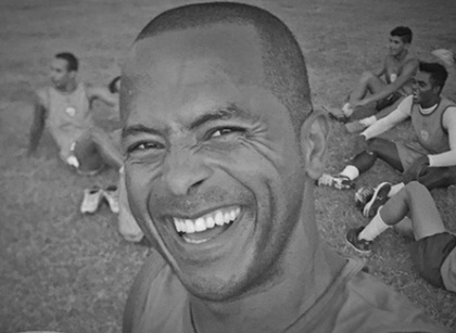 Morre ex-jogador do Vitória André Neles, aos 42 anos