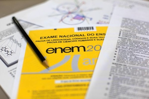 Enem 2020: Defensoria Pública da União entra com pedido para adiar provas do exame marcadas para janeiro
