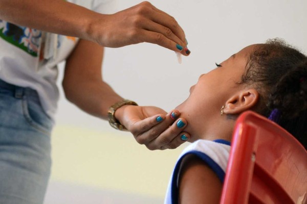 Casos de poliomielite no mundo acendem alerta no Brasil