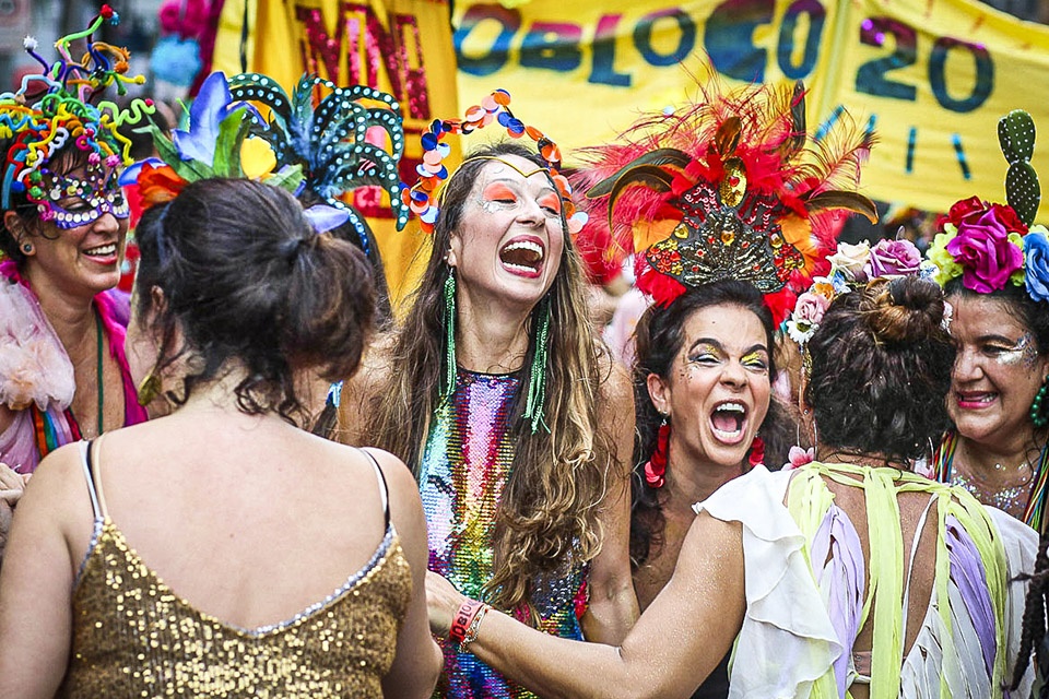 'Feriadão' de Carnaval será mantido, afirma ministro do Turismo