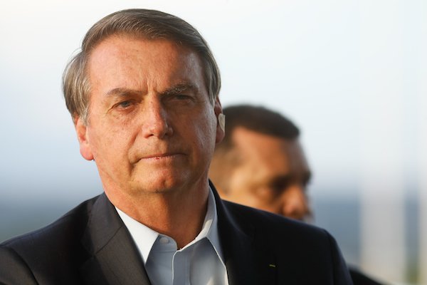 Bolsonaro aciona STF para derrubar decretos do DF, BA e RS que impuseram restrições contra a Covid