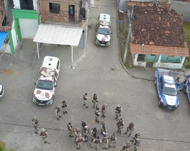 Dois homens foram mortos após confronto com policiais na cidade de Mutuípe