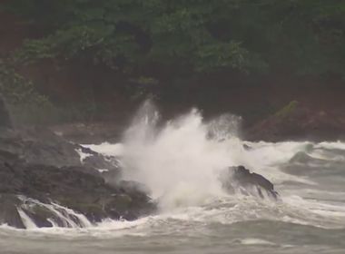 Marinha emite novo alerta de ventos fortes em litoral baiano