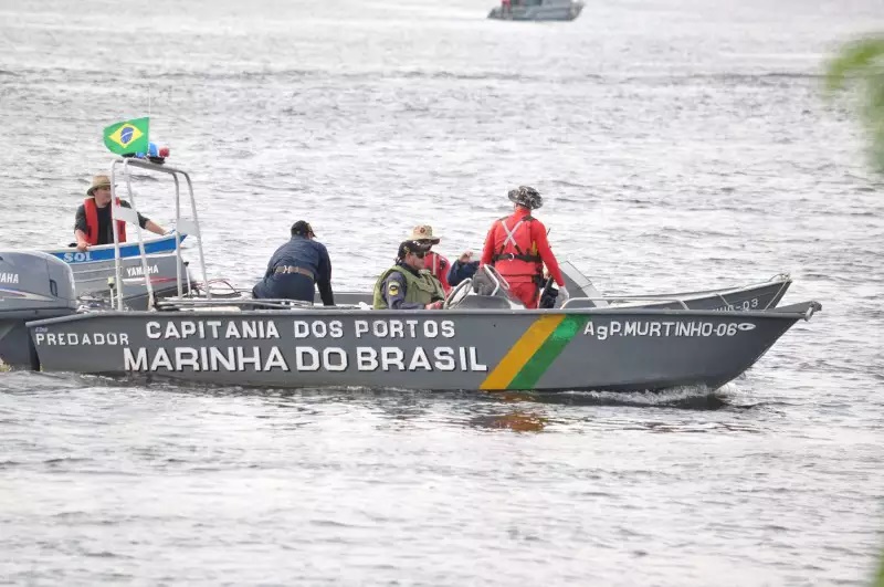 Seis corpos são achados após barco turístico naufragar no Pantanal