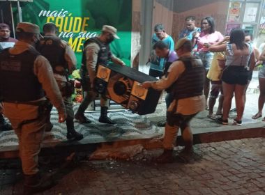 Policiais encerram festas de paredão e apreendem equipamentos e veículos em Igaporã
