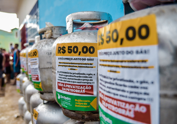 Salvador: Sindipetro vende gás na segunda-feira (29), na Liberdade, por R$50