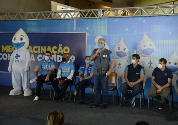 Ministro diz que Brasil está com o controle da pandemia nas mãos