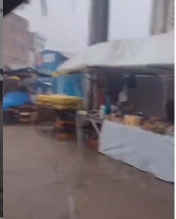 Chuva causa prejuízos a feirantes de Castro Alves