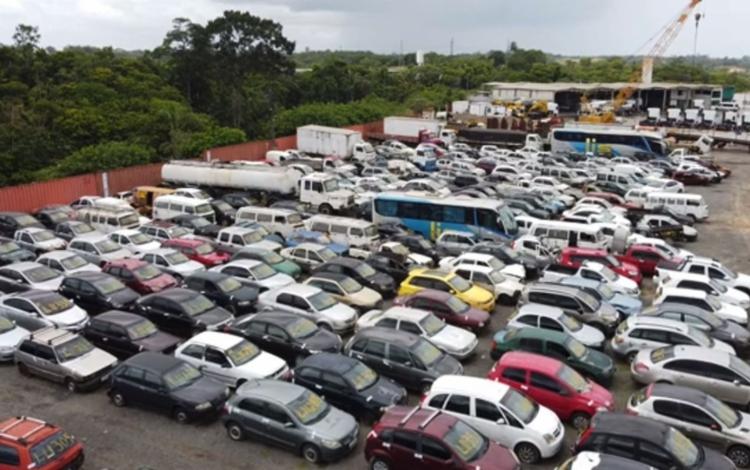 PRF fará leilão online com mais de mil veículos retidos na Bahia