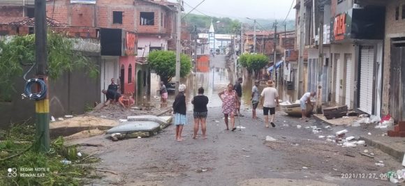 Dário Meira: Governo do Estado negocia lote para reconstruir cidade