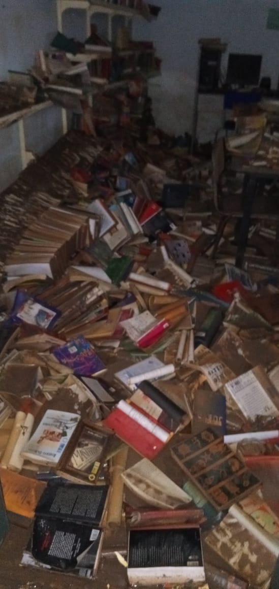 Escola de Jiquiriçá realiza campanha de reconstrução de biblioteca após perder acervo na enchente