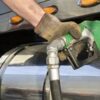 Senador apresenta projeto que prevê auxílio gasolina a motorista de app