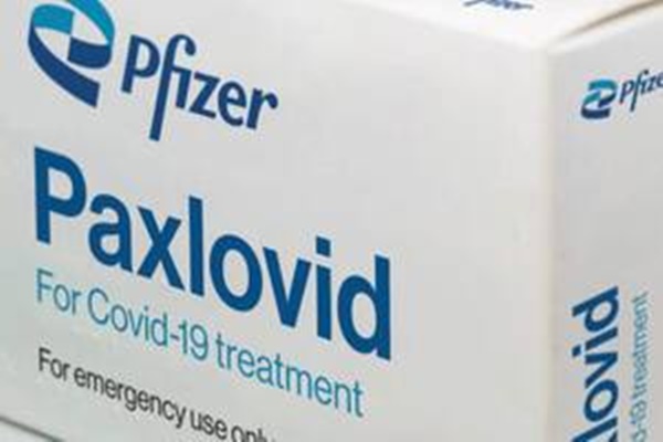 OMS recomenda Paxlovid para casos leves e moderados de Covid-19 e com risco de internação