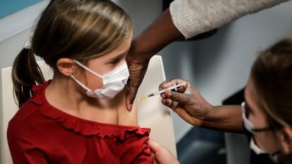 Intervalo das doses de vacina para as crianças será de oito semanas