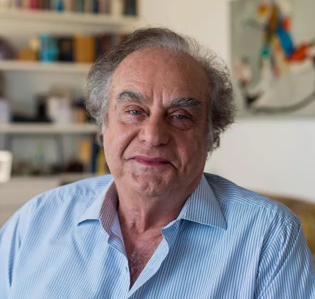 Morre Arnaldo Jabor, jornalista e diretor do cinema novo, aos 81 anos
