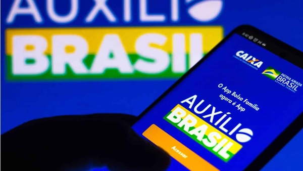 Auxílio Brasil tem novo valor a partir desta quarta-feira (18); veja como calcular o seu benefício