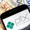 Pix parcelado deve aumentar a concorrência com cartão de crédito entre os jovens