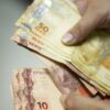 Salário mínimo pode chegar a R$ 2.020 até 2030, aponta projeção do governo