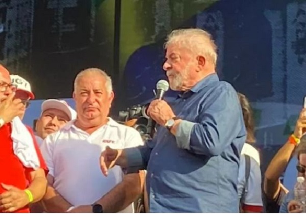 Vídeo: Lula diz que Bolsonaro tem medo de perder eleições e ser preso