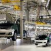 Vendas de veículos novos e produção industrial crescem no Brasil