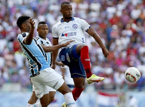 Bahia e Grêmio ficaram no empate sem gols neste domingo (03), na Fonte Nova