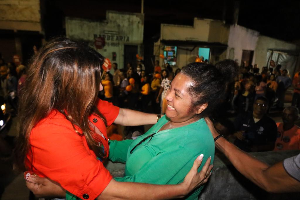 Em Ilhéus, Soane lidera caminhada com arrancada, energia e emoção 2