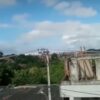 Grupos rivais trocam tiros no bairro da Mata Escura, em Salvador; assista ao vídeo