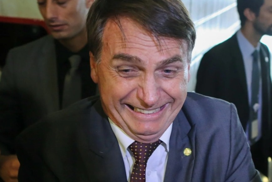 Bolsonaro ataca Tebett e Soraya