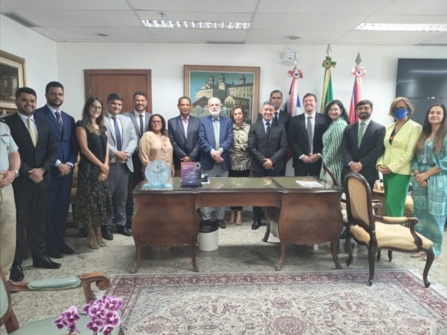 comitiva da OAB SAJ e Poder Judiciário da Bahia analisam criação de nova Vara