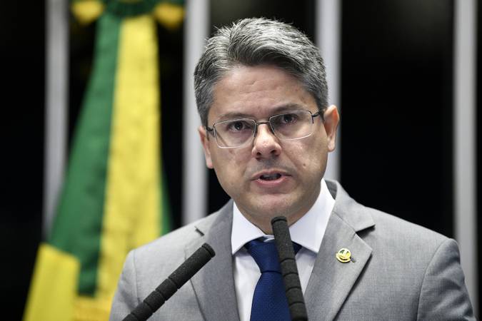  Alessandro Vieira