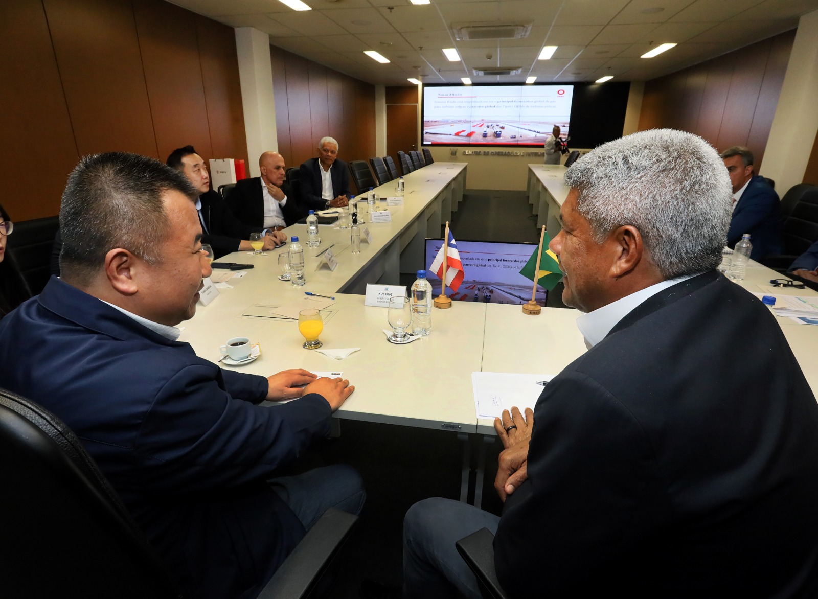 Reunião com a Sinoma. Foto Feijão Almeida_GOVBA (2)