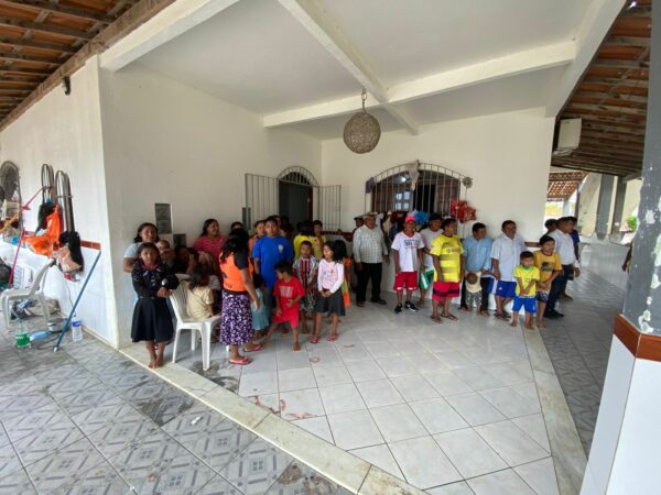 O grupo de venezuelanos residem em uma casa alugada pela Prefeitura no bairro da Urbis III - Imagem: Tino Alves/Blog do Valente