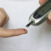 Nova lei garante mais direitos a pessoas com diabetes tipo 1 em todo o Brasil