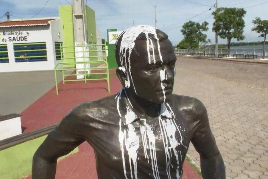 Estátua
