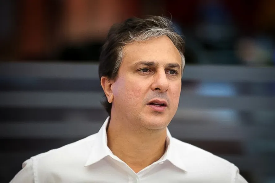 ministro da educação Camilo Santana