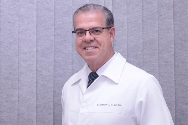 dr. Thenyson
