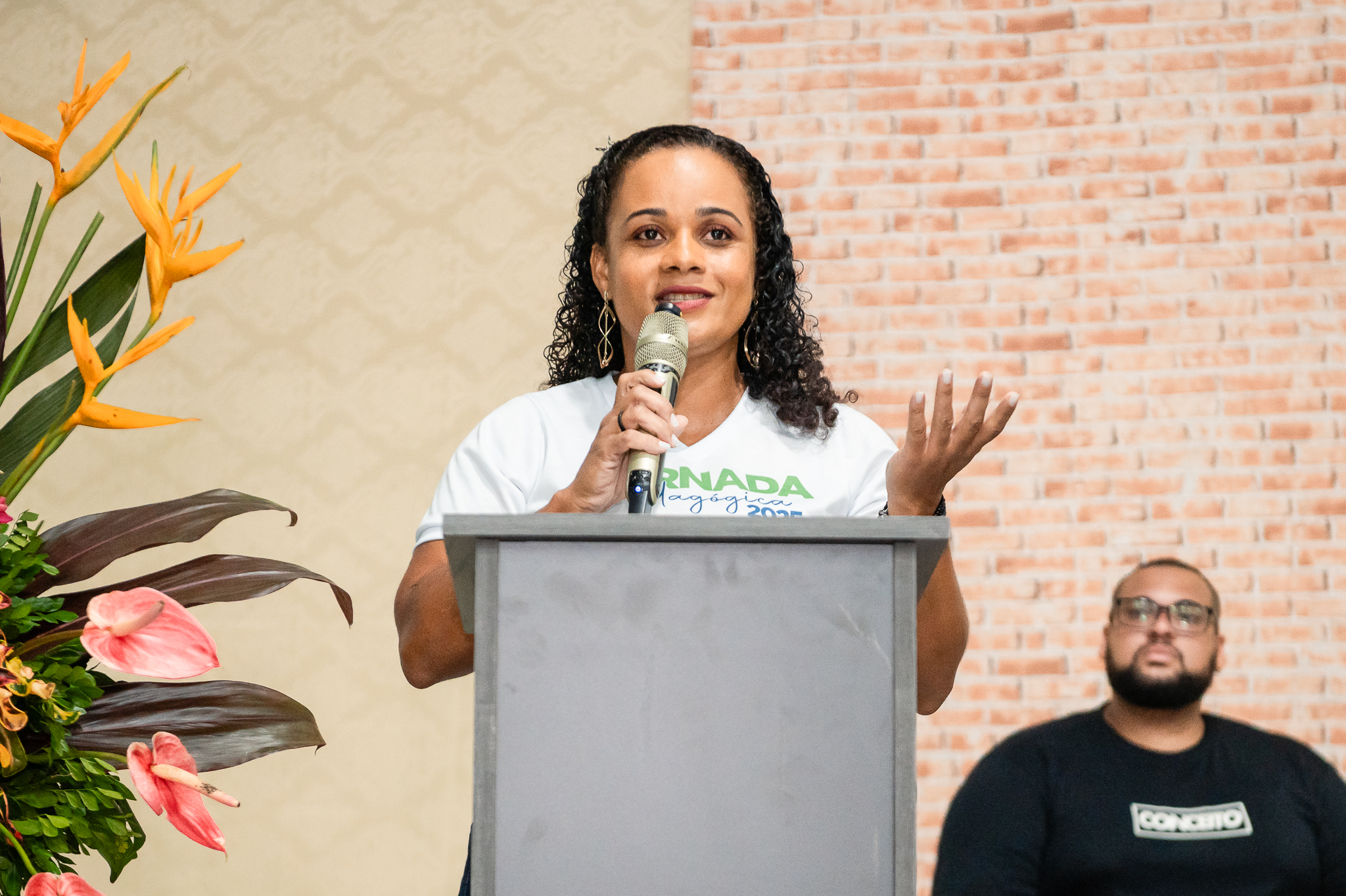 Aliane Araujo secretária de educação de Muniz Ferreira