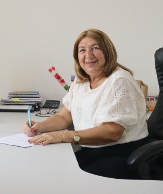 Professora Mara, prefeita Salinas da Margarida Foto: reprodução