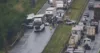Acidente envolvendo seis veículos interdita BR-324 em Feira de Santana e deixa dois feridos