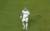 Gabigol é expulso fazer gesto obsceno para torcedor