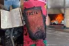 Carro é destruído por incêndio, mas Bíblia é encontrada com páginas intactas no Paraná