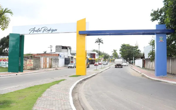 Prefeitura de Amélia Rodrigues abre seleção com 14 vagas e salários de até R$ 2,7 mil