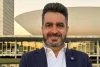 Pré-candidato a presidente do Brasil promete dar iPhone e internet gratuita a alunos de curso do governo
